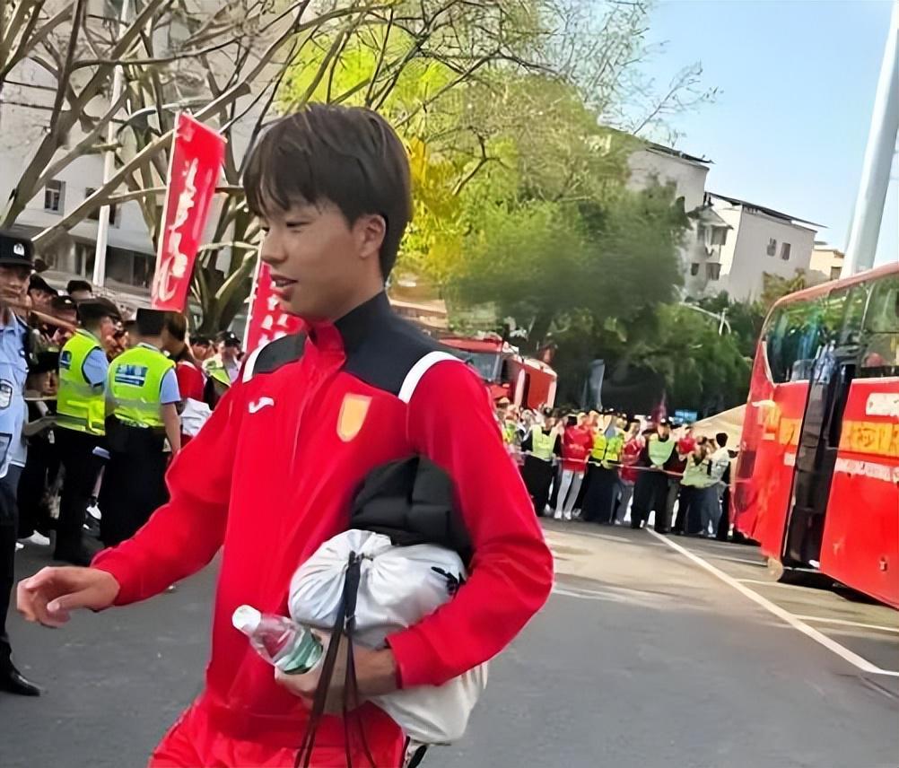 必威体育官方网站-喜讯！重庆铜梁龙刚战平西海岸，李镇全就赛后发声做出重要决定